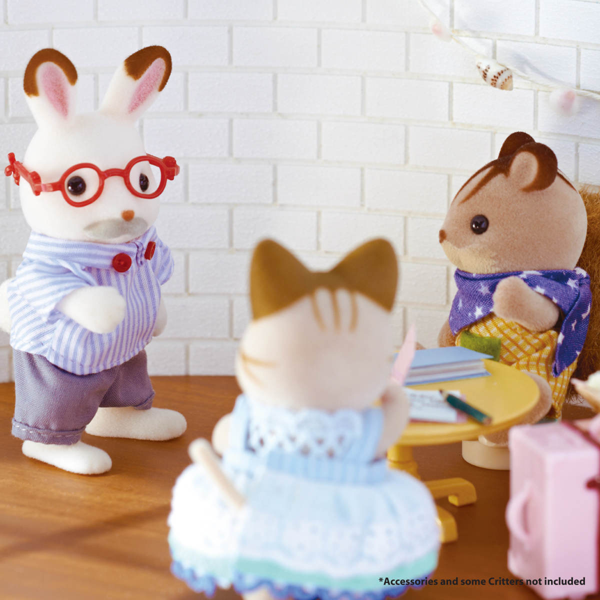 Calico Critters Chocolate Rabbit Grandparents