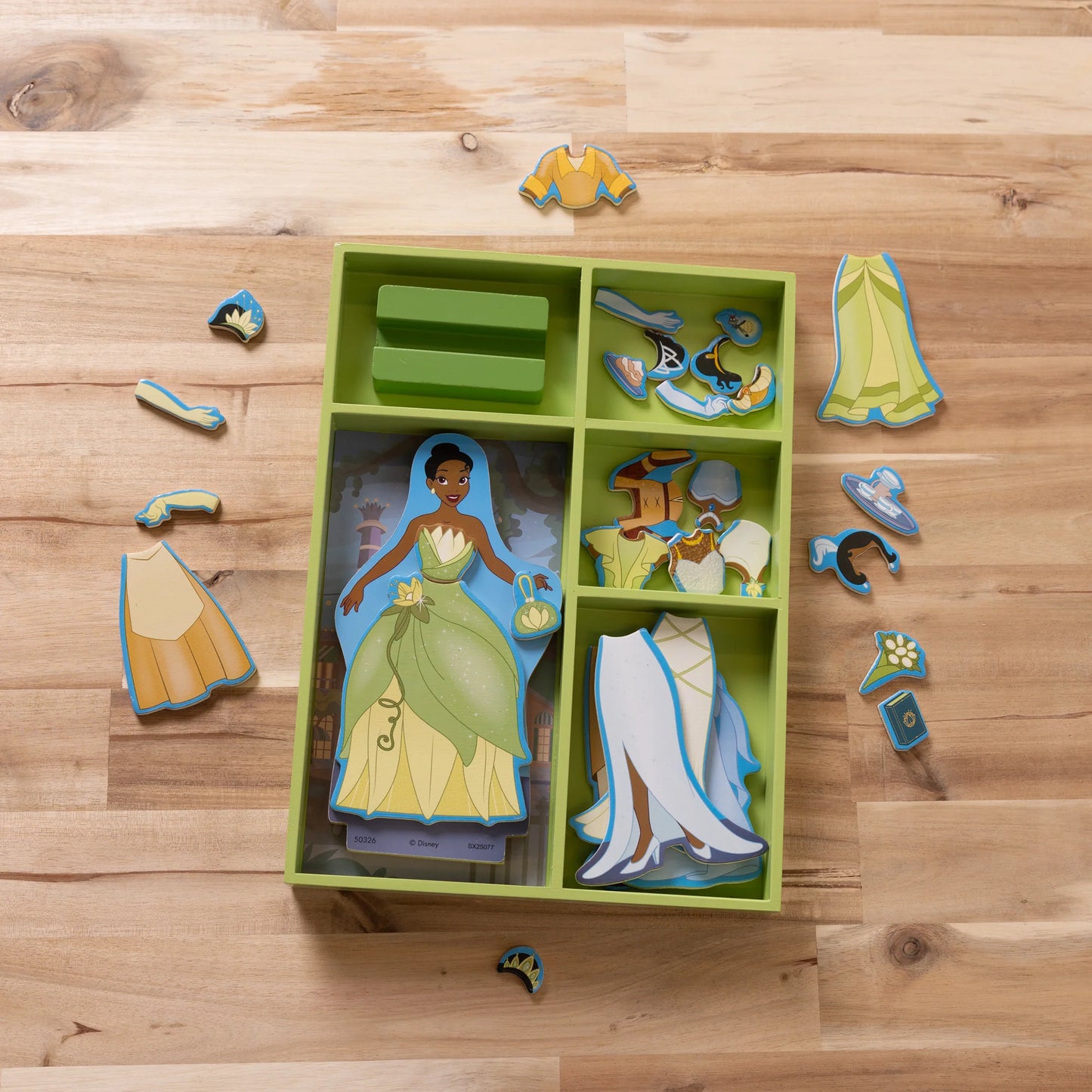 Tiana Wooden Magnetic Dress-Up