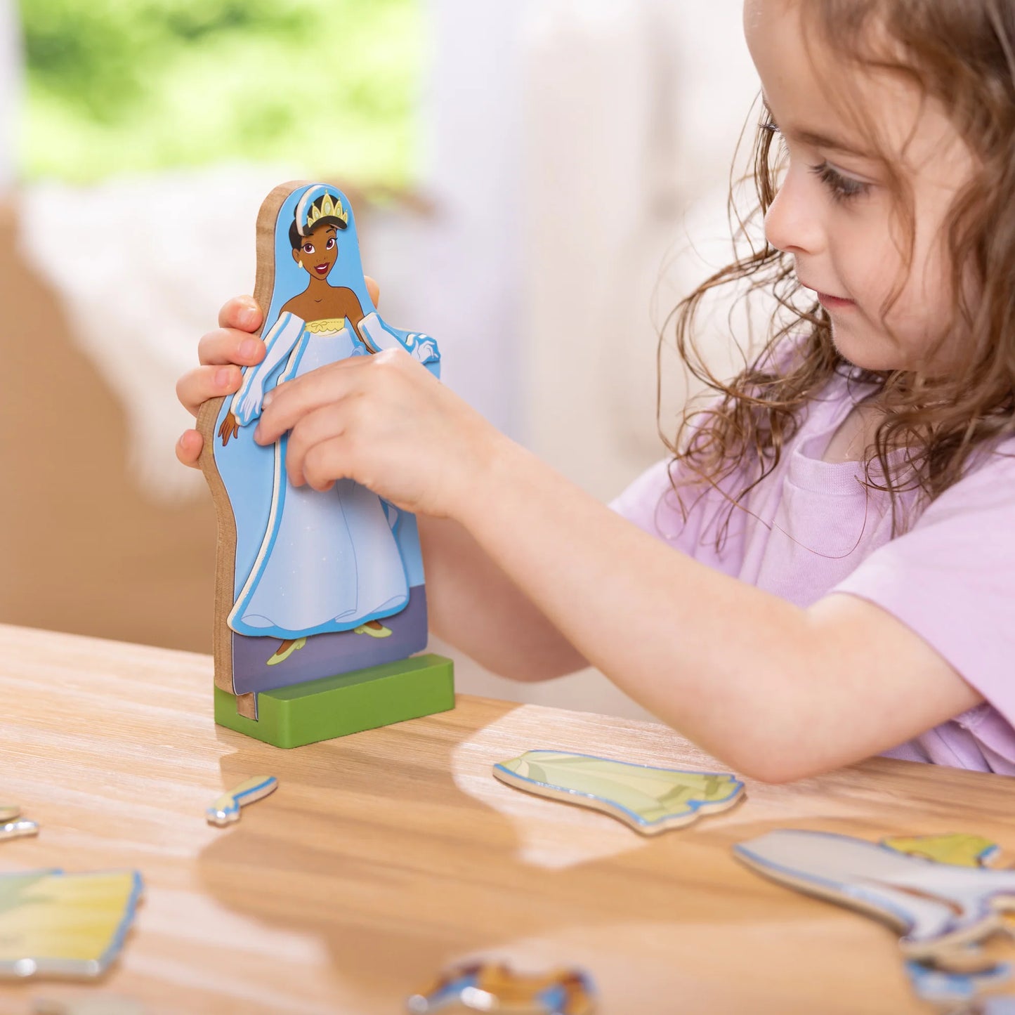 Tiana Wooden Magnetic Dress-Up