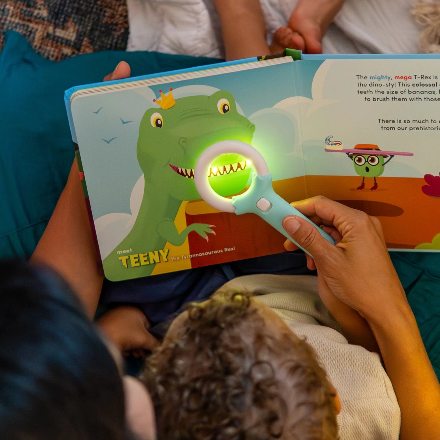Light-Up Library Pippa's Prehistoric Pals