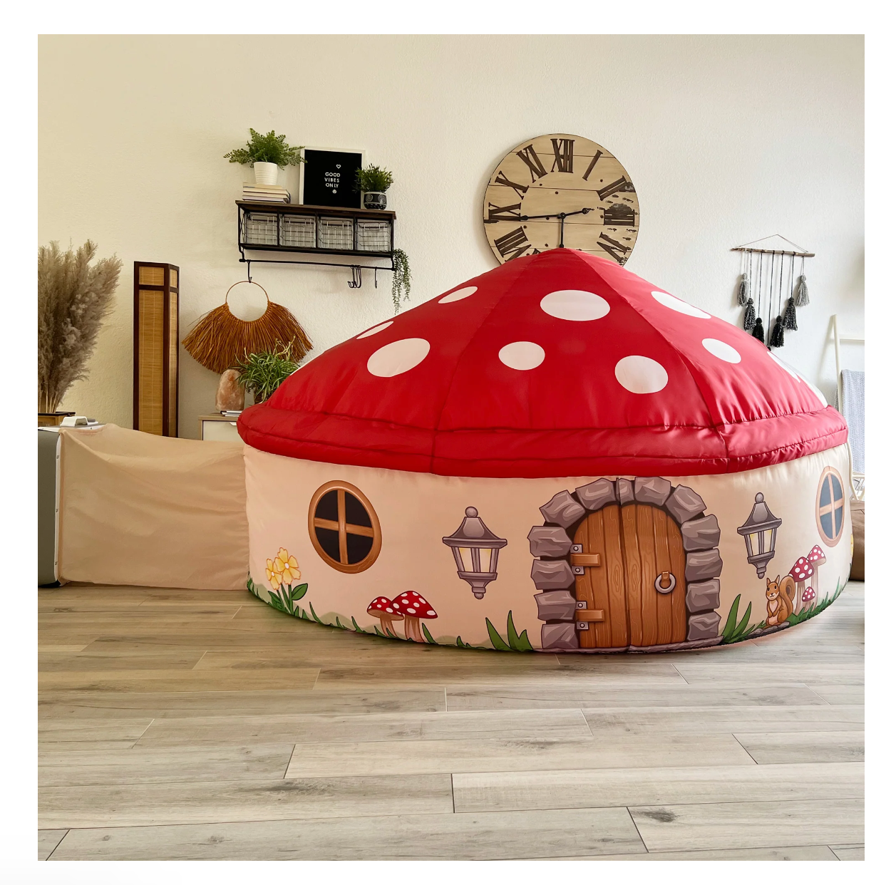 AirFort Mushroom House