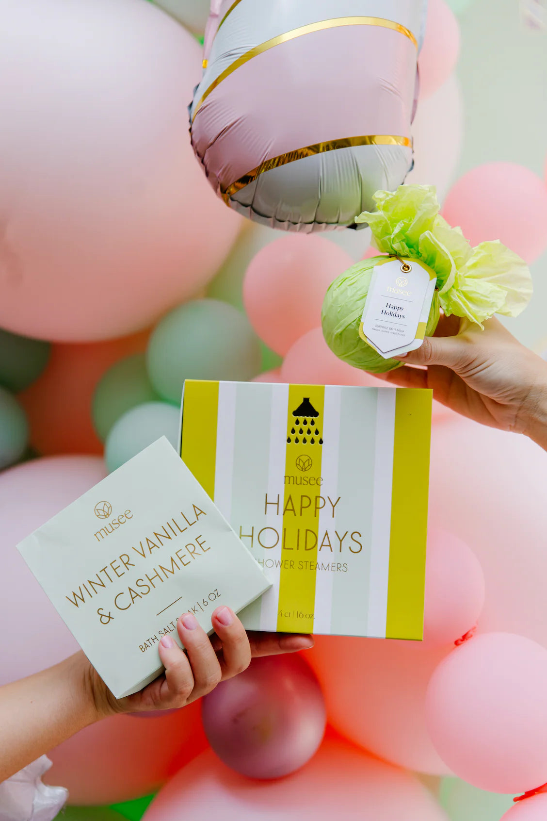 Happy Holidays Shower Steamers Set