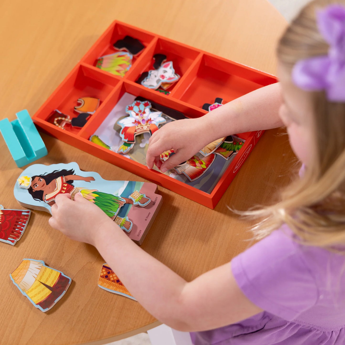 Moana Wooden Magnetic Dress-Up