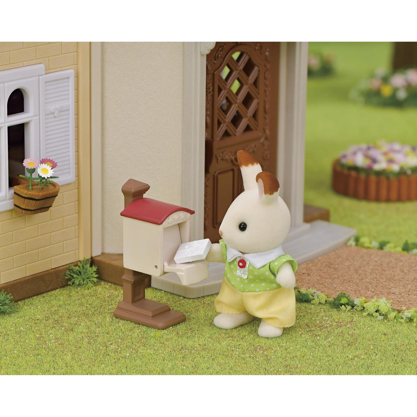 Calico Critters Red Roof Country Home Gift Set