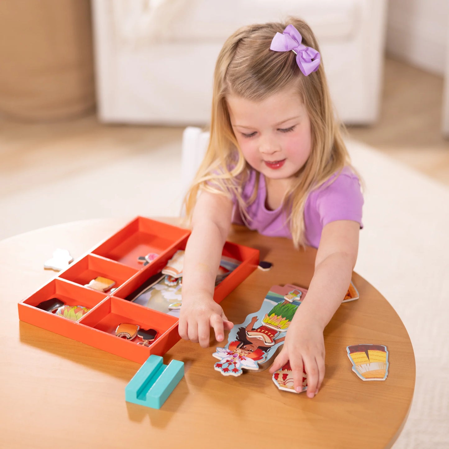 Moana Wooden Magnetic Dress-Up