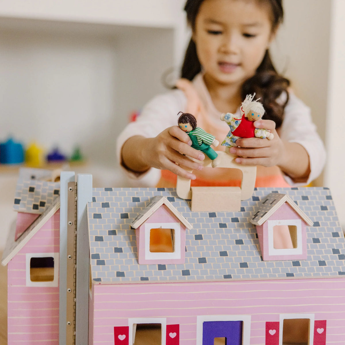 Fold & Go Dollhouse