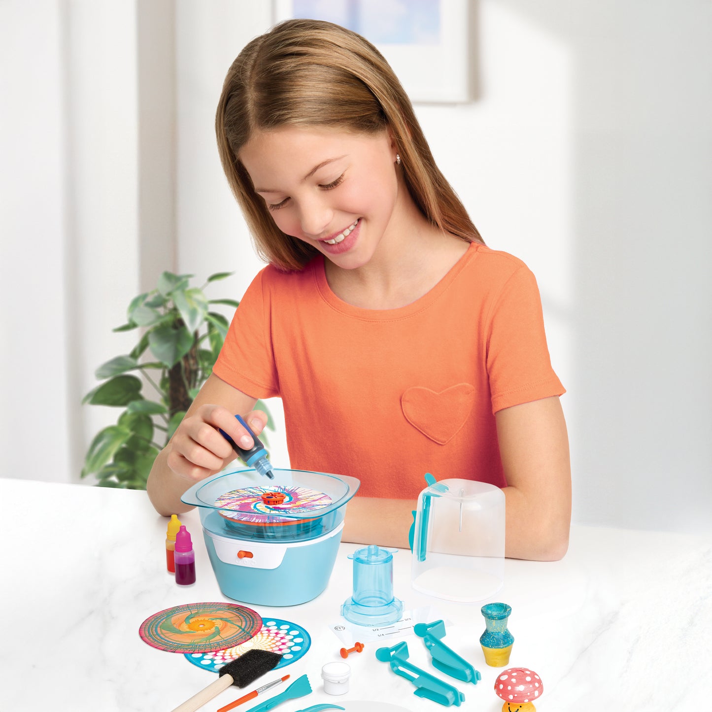 Mini Pottery and Spin Art Studio