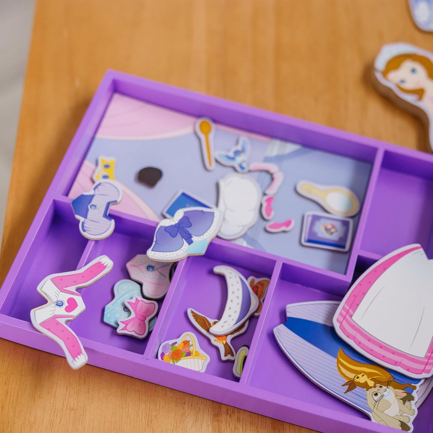 Sofia the First Wooden Magnetic Dress-Up