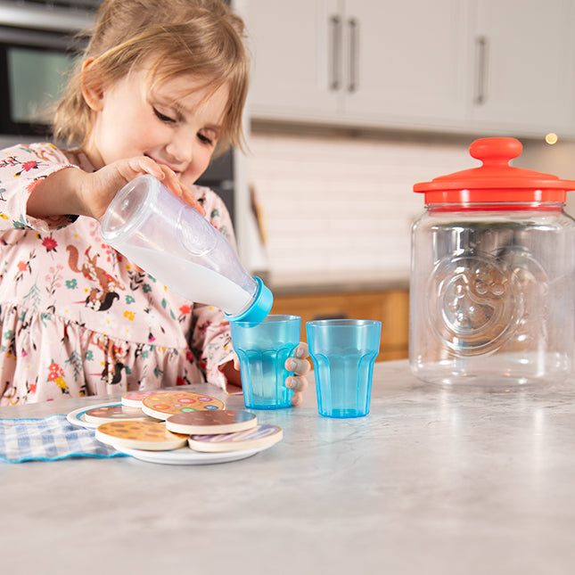 Pretendables Milk & Cookies