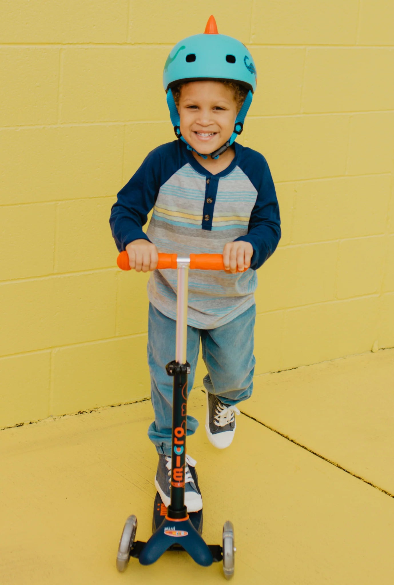 Navy Micro Mini LED Scooter