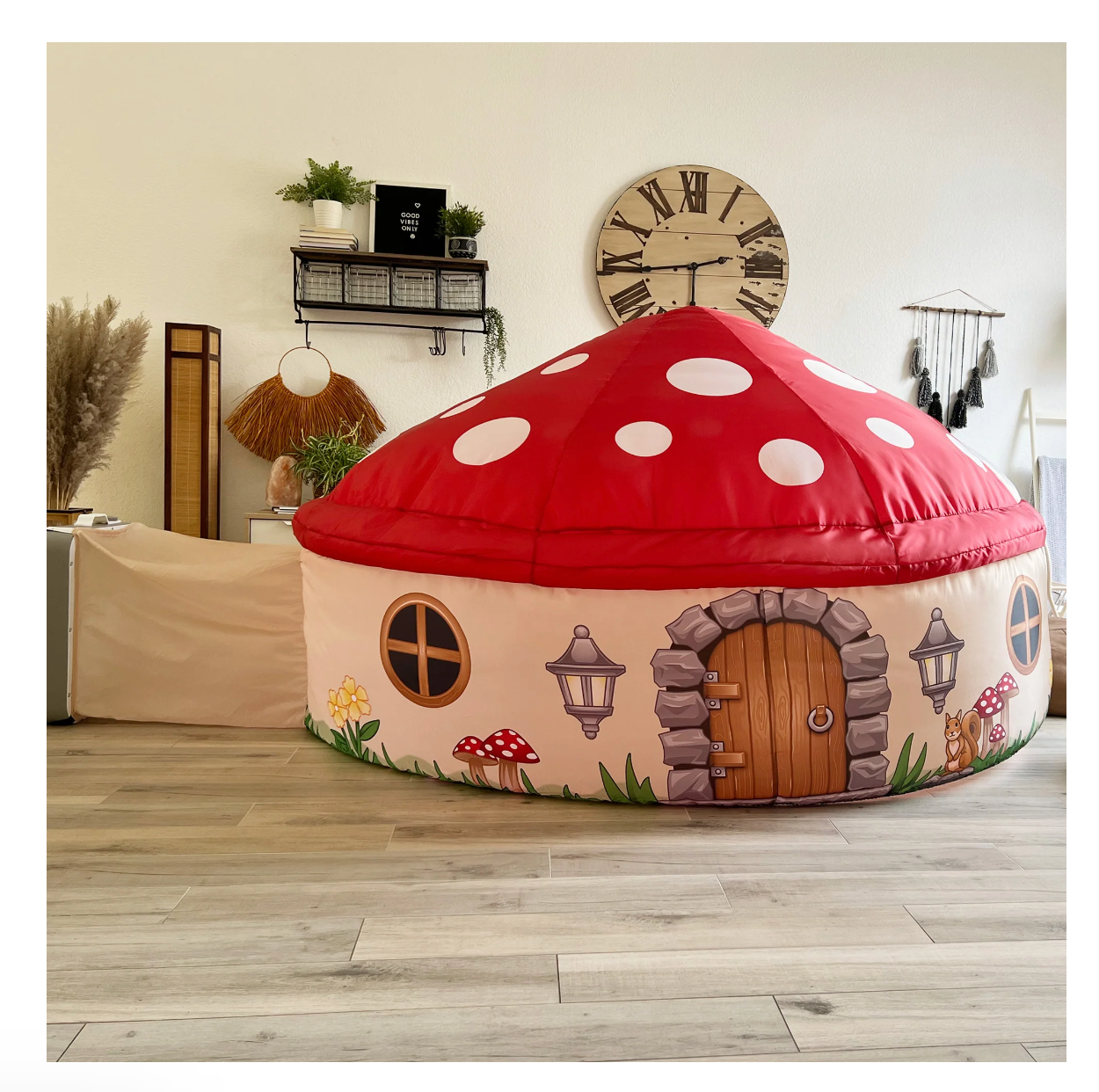 Airfort Mushroom House