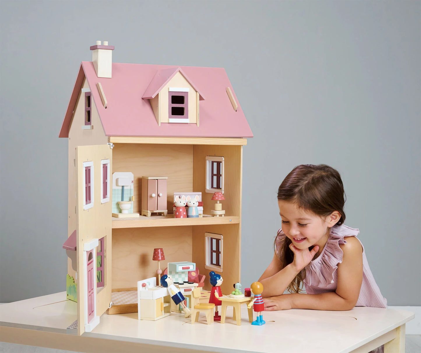 Foxtail Villa Dollhouse