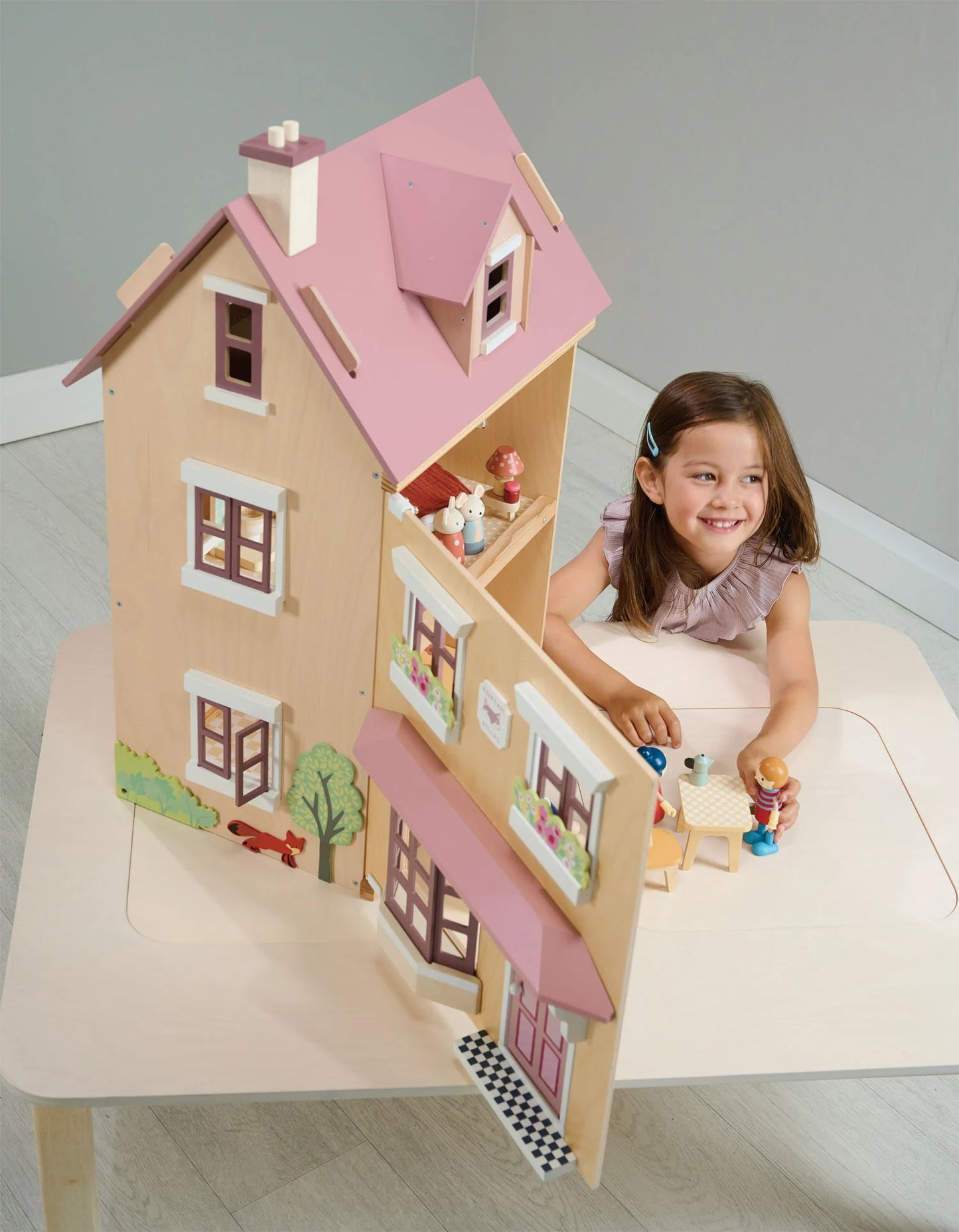 Foxtail Villa Dollhouse