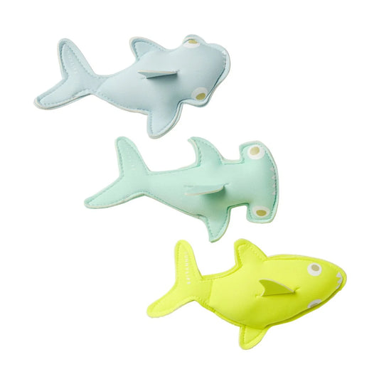 Shark Dive Buddies