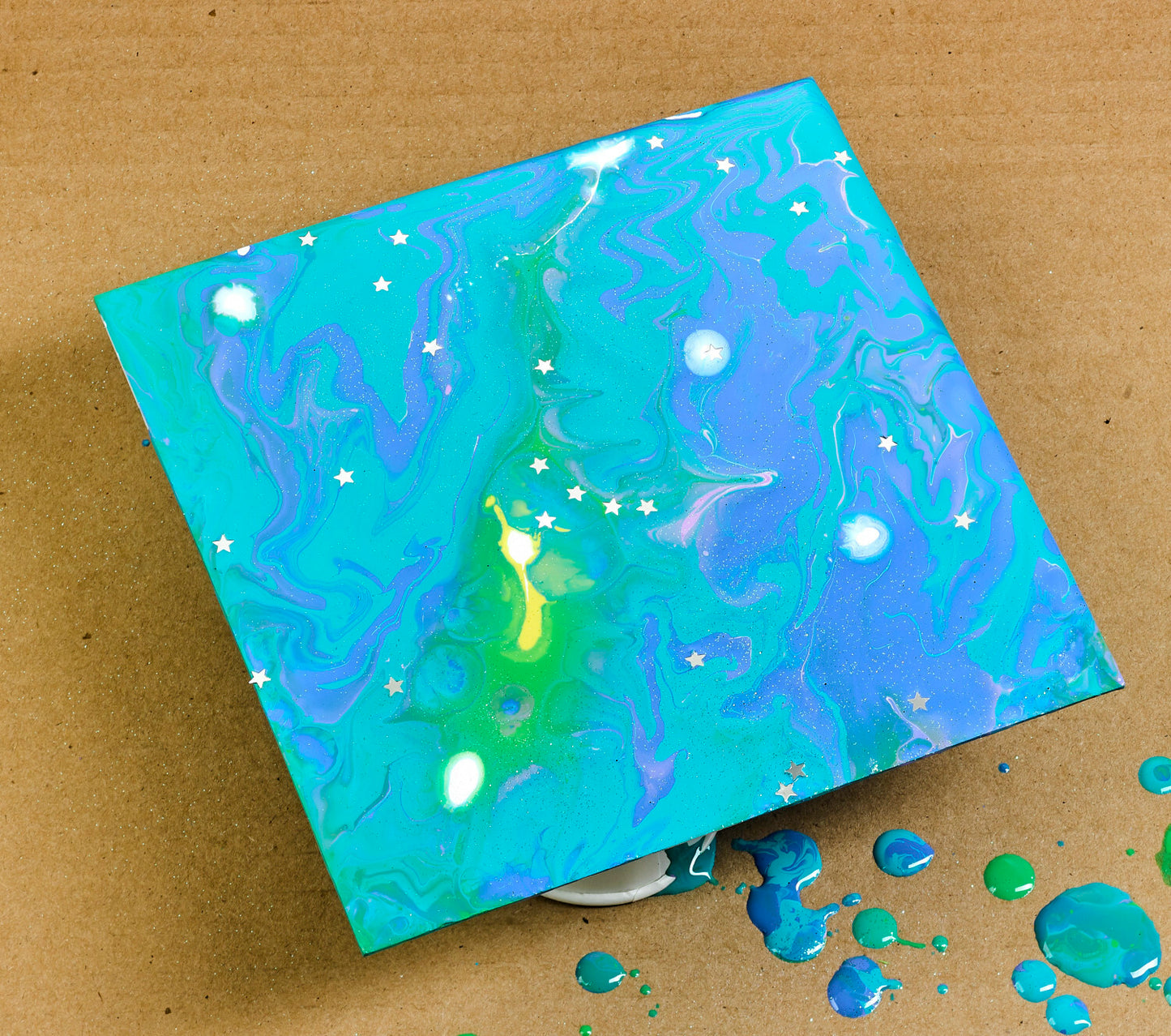Do Art Paint Pour Studio