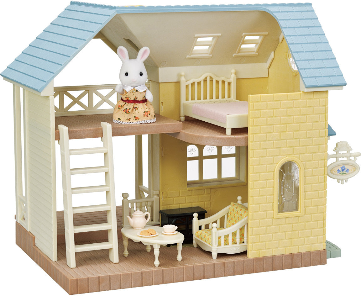 Calico Critters Blue Bell Cottage Gift Set