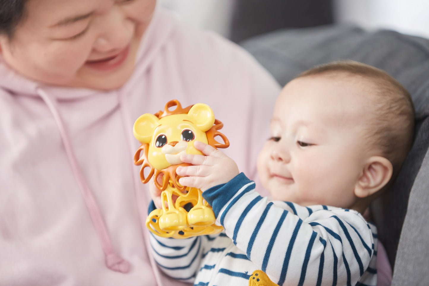 Grabits Grip-I-Mals Lion